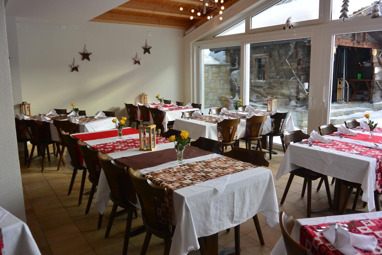 Hotel Baergsunnu Saas-Grund Esterno foto