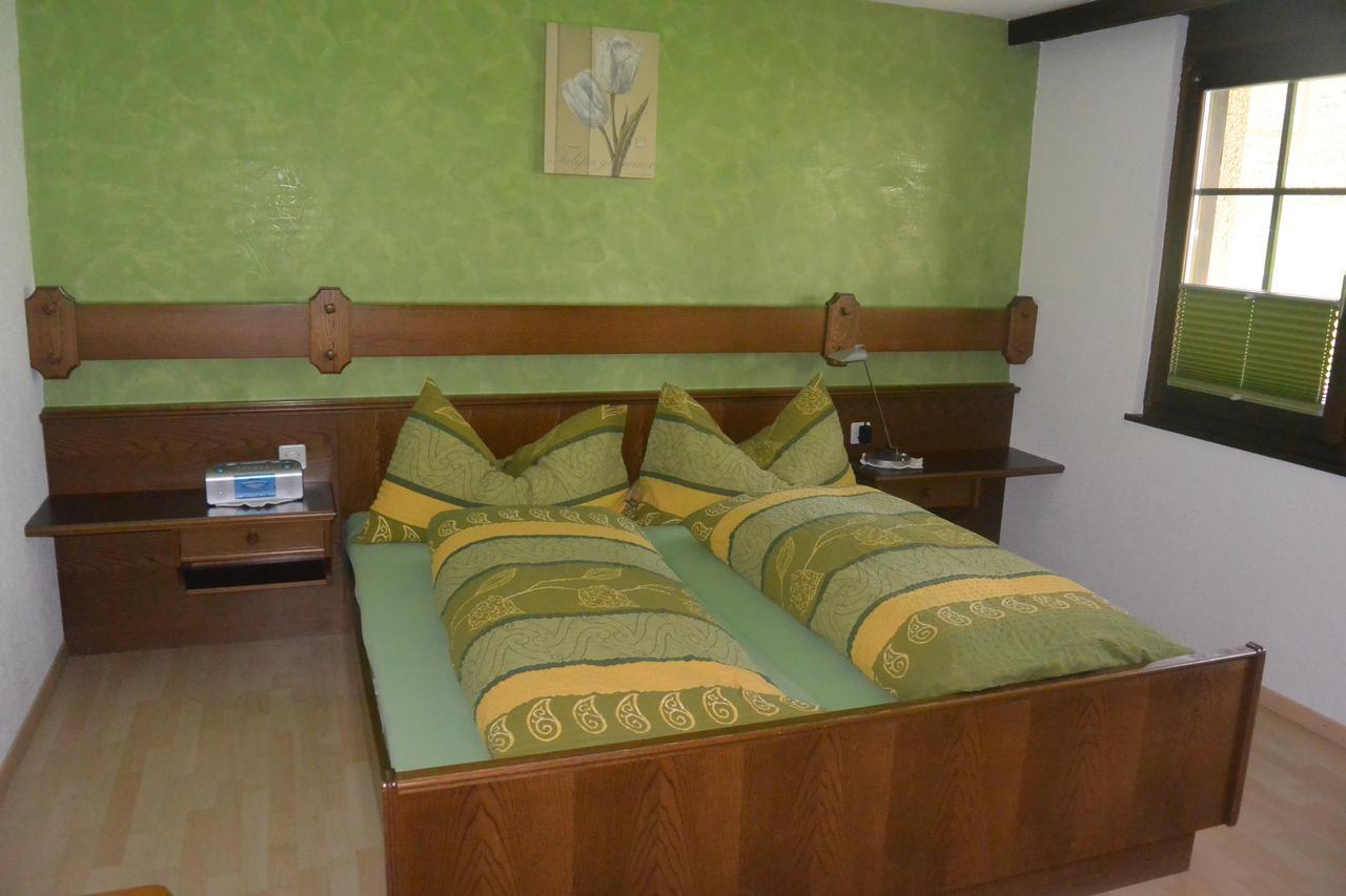 Hotel Baergsunnu Saas-Grund Esterno foto