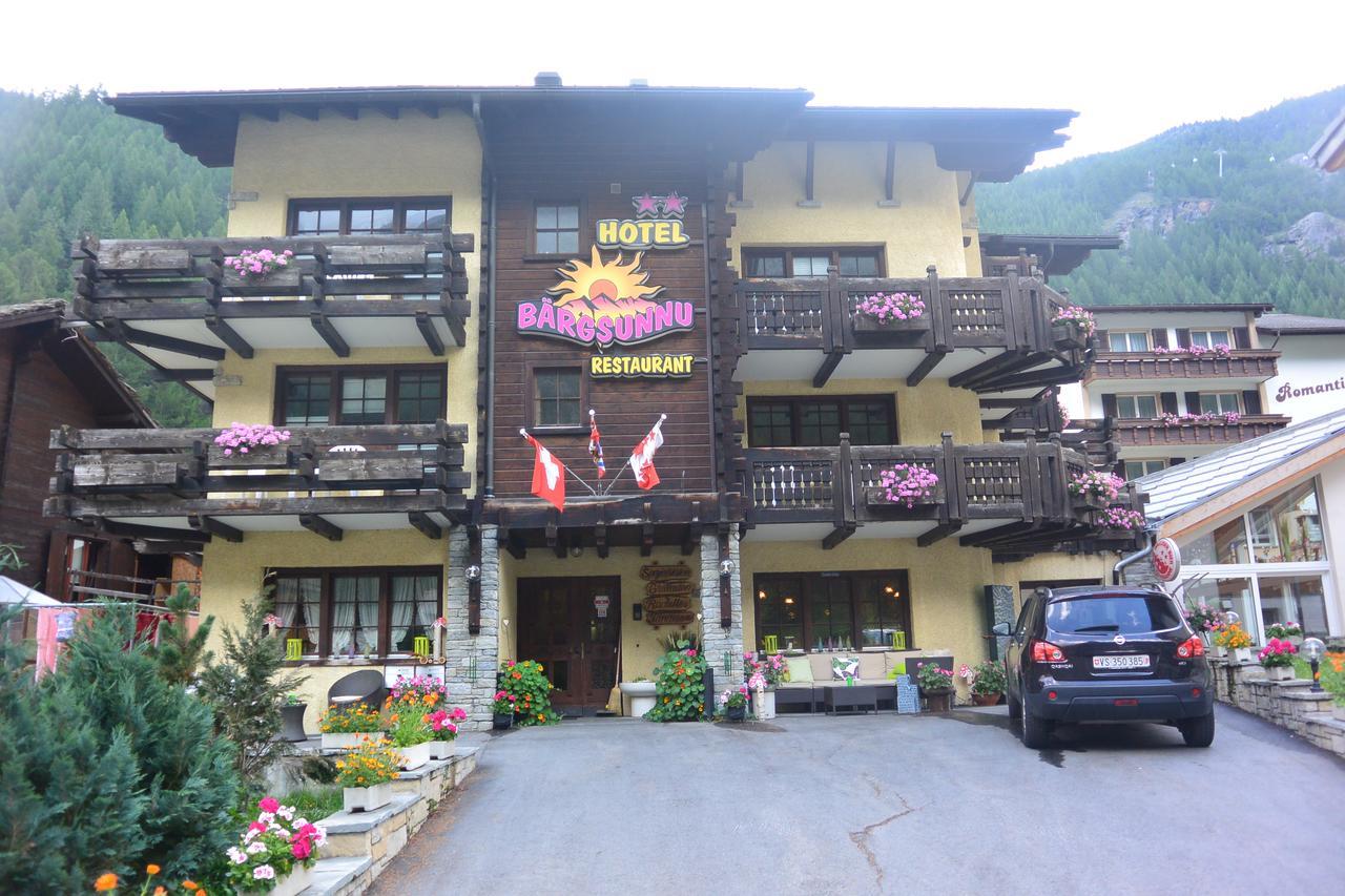 Hotel Baergsunnu Saas-Grund Esterno foto