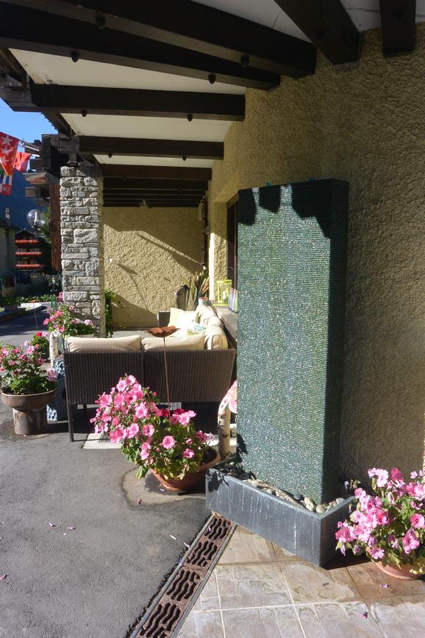 Hotel Baergsunnu Saas-Grund Esterno foto